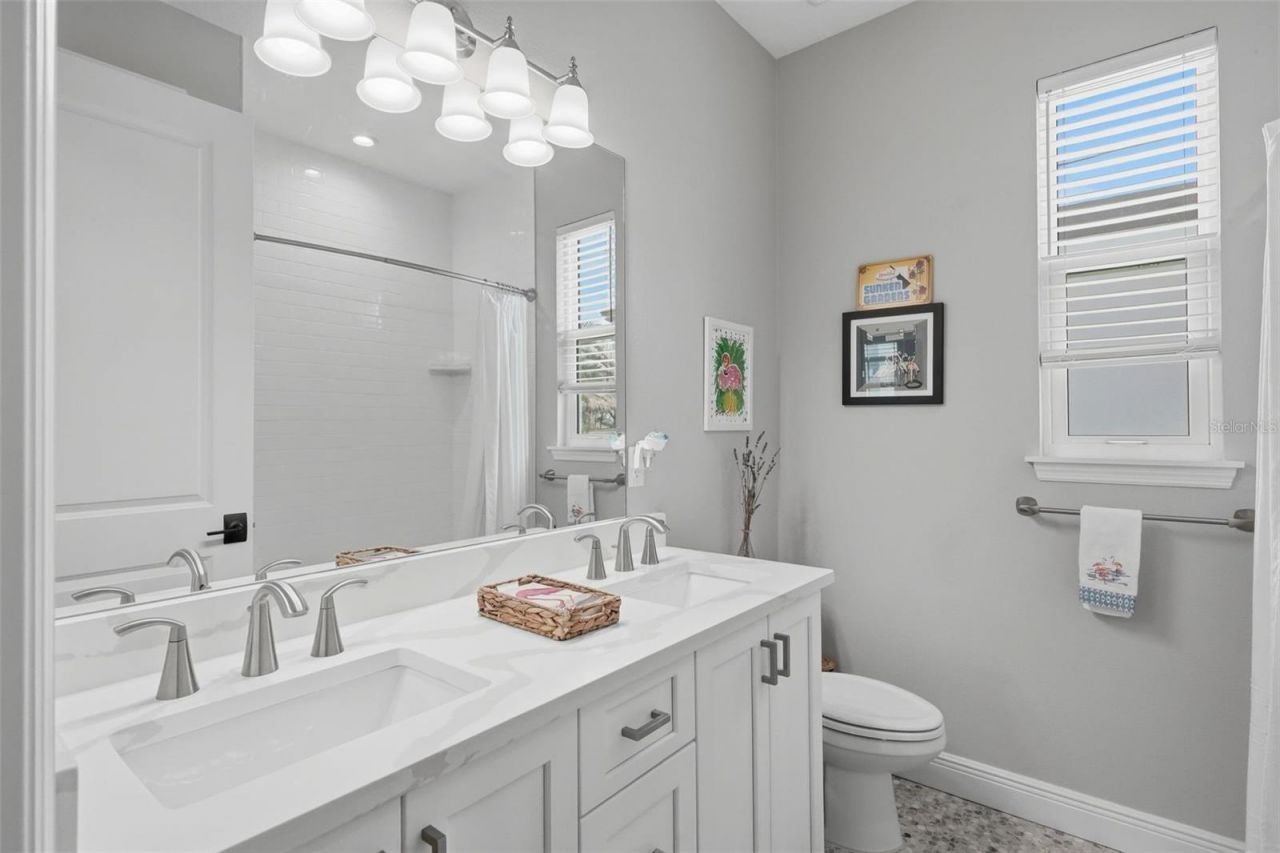 7859 40th Avenue N, Saint Petersburg, FL 33709 Photo