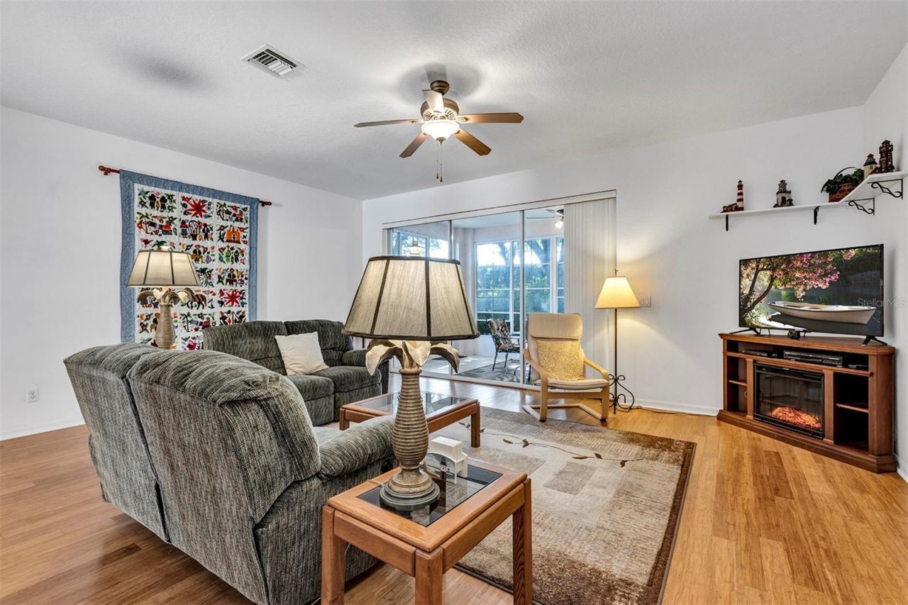4958 Portsmouth Street, Tavares, FL 32778 Photo
