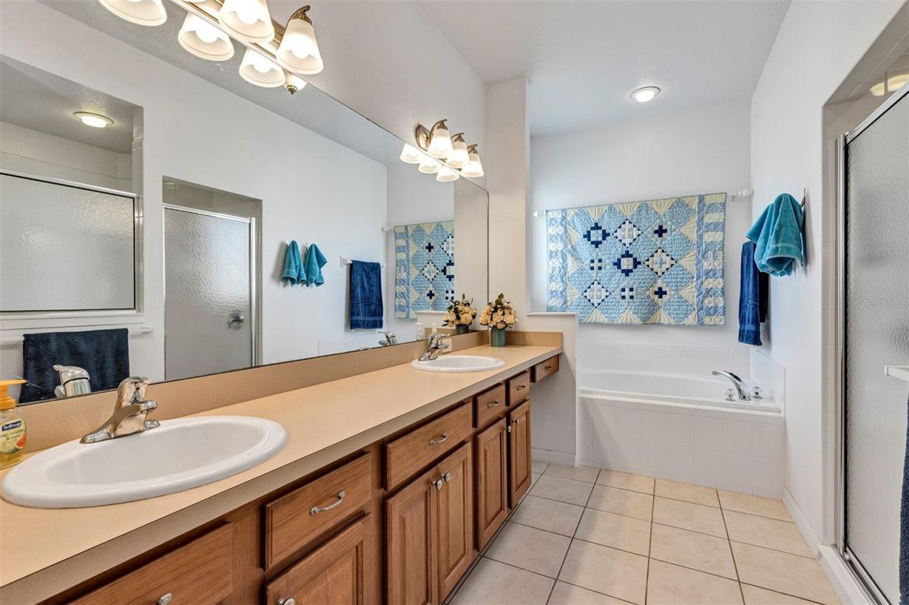 4958 Portsmouth Street, Tavares, FL 32778 Photo