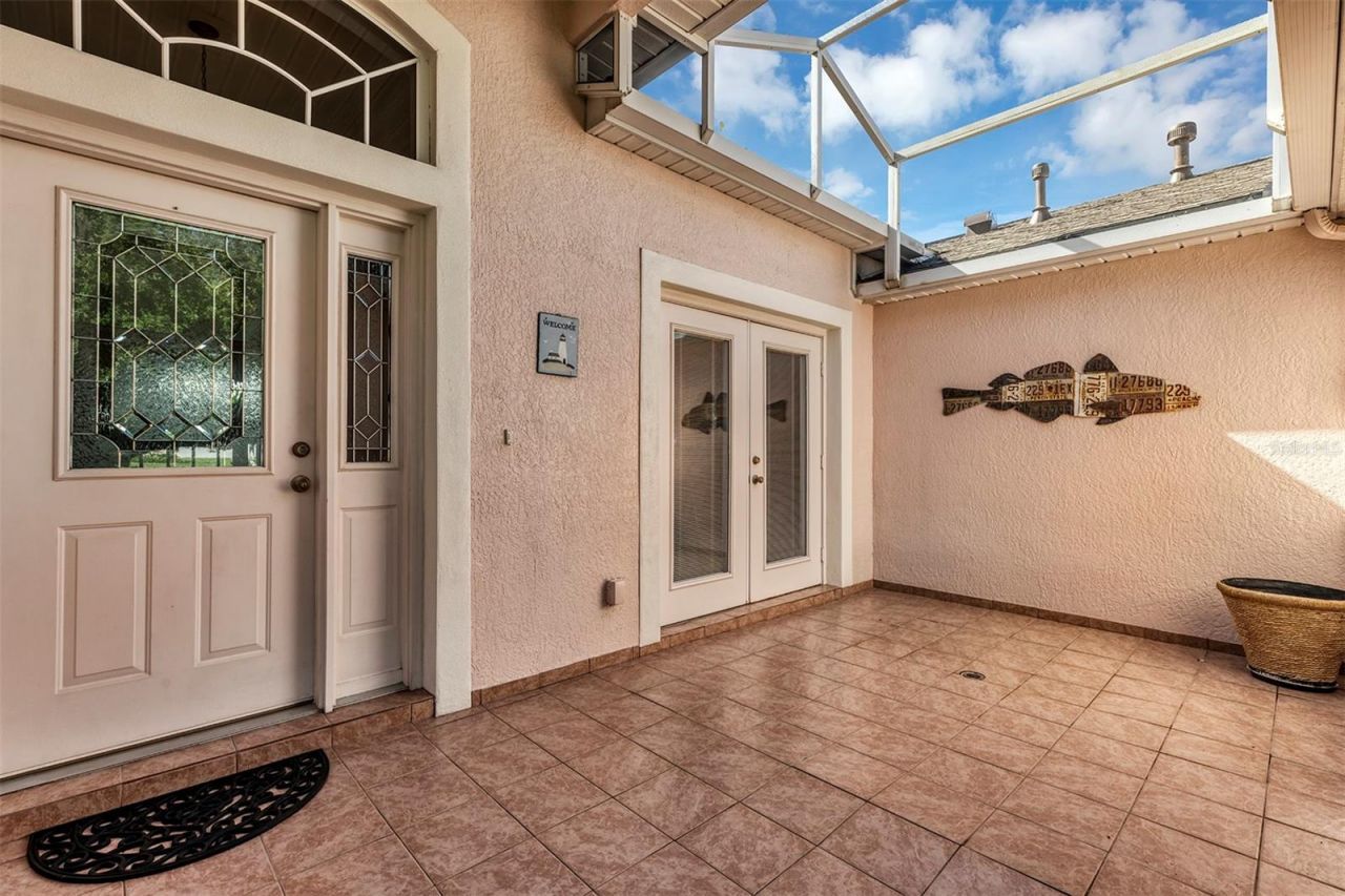 4958 Portsmouth Street, Tavares, FL 32778 Photo