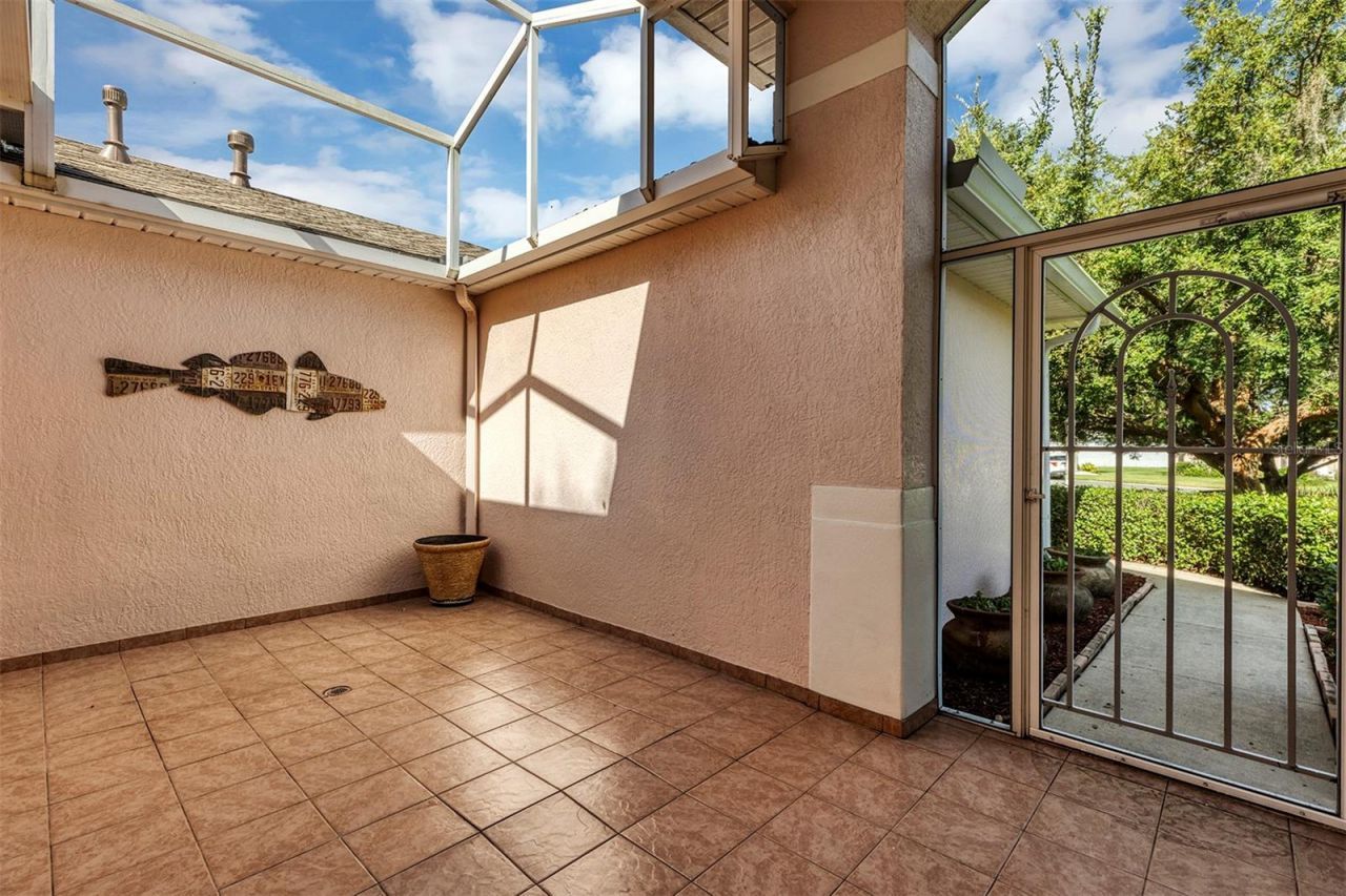 4958 Portsmouth Street, Tavares, FL 32778 Photo