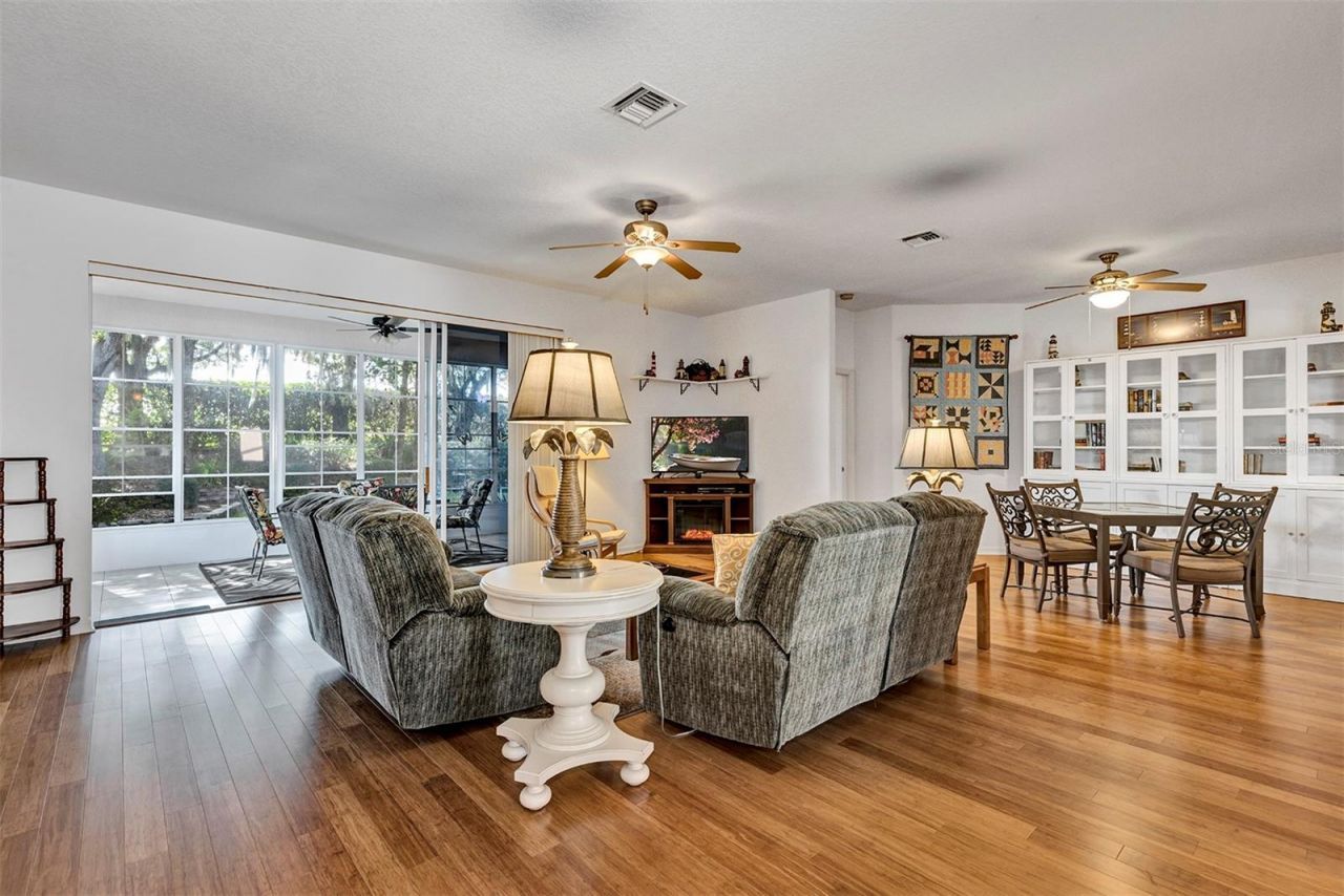 4958 Portsmouth Street, Tavares, FL 32778 Photo