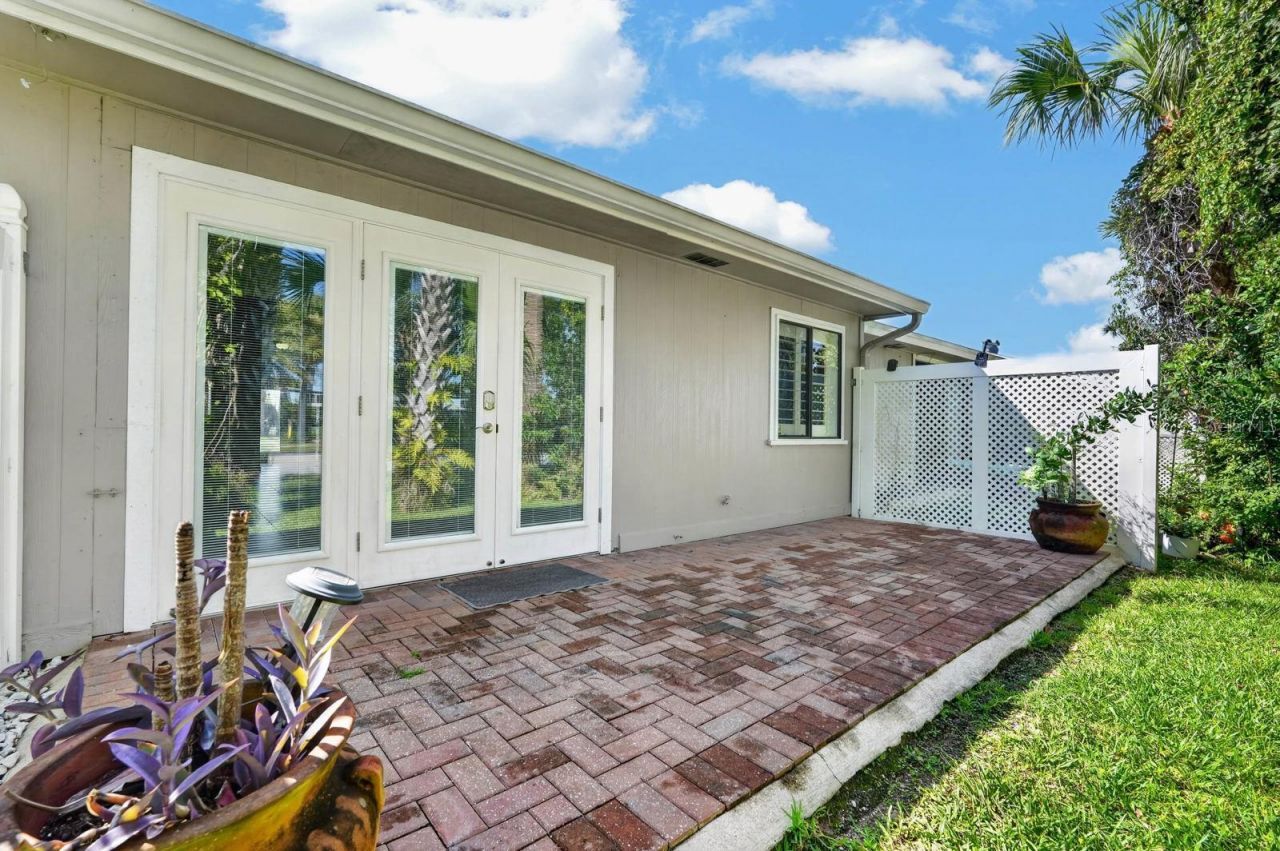 163 Breezeway Court, New Smyrna Beach, FL 32169 Photo