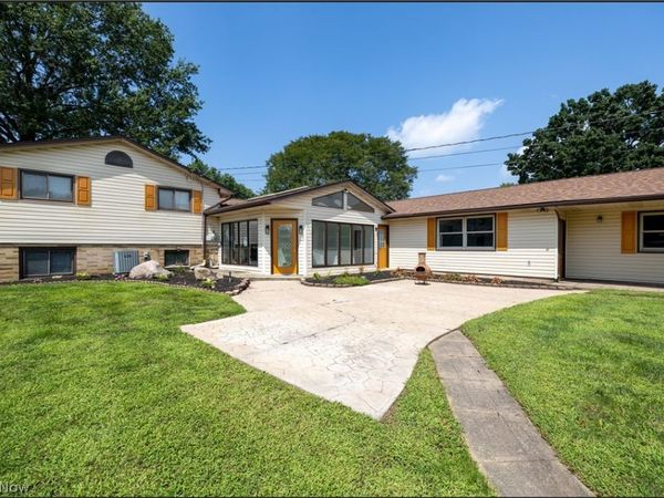 1133 3rd Street SW, New Philadelphia, OH 44663