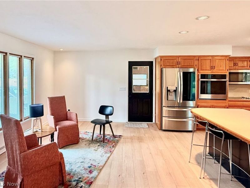1133 3rd Street SW, New Philadelphia, OH 44663 Photo 3