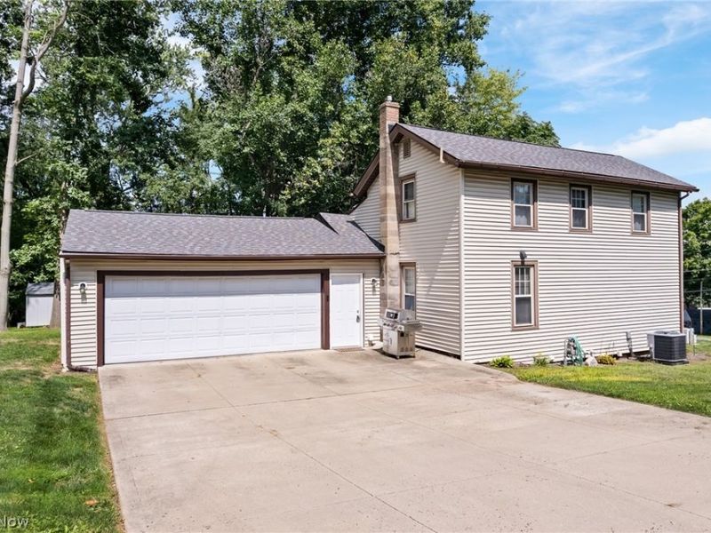 247 Milan Street N, Canal Fulton, OH 44614 Photo 2