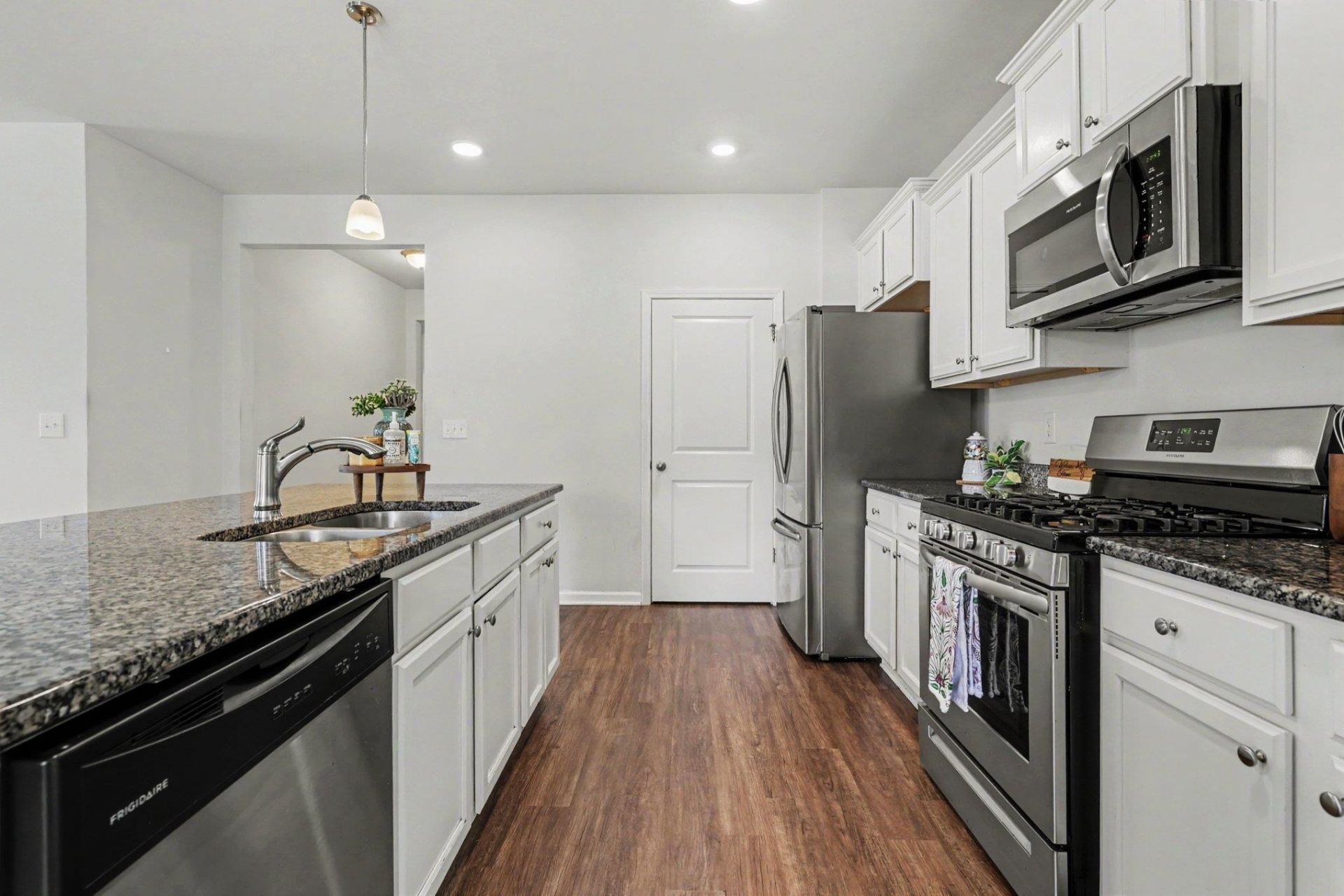 124 Rialto Dr.  Photo 11