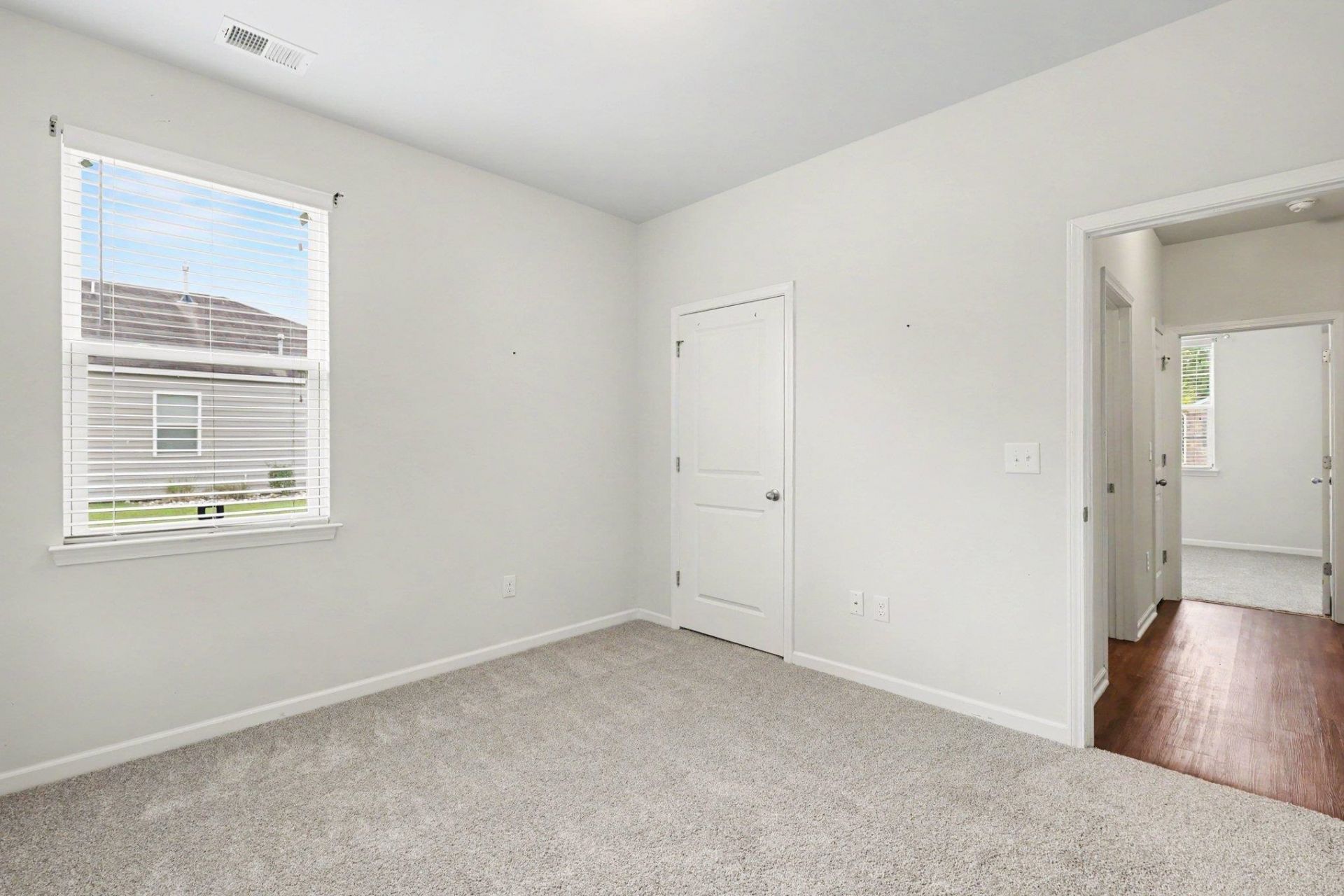 124 Rialto Dr.  Photo 21