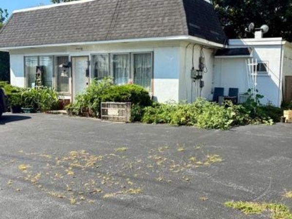 4040 HORSESHOE PIKE , HONEY BROOK, PA 19344