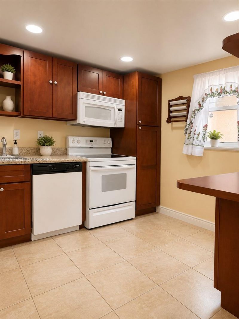 3261 Holiday Springs Blvd , Unit 401, Margate, FL 33063 Photo