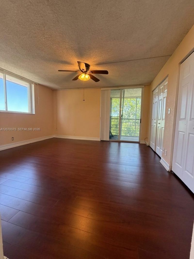 3261 Holiday Springs Blvd , Unit 401, Margate, FL 33063 Photo