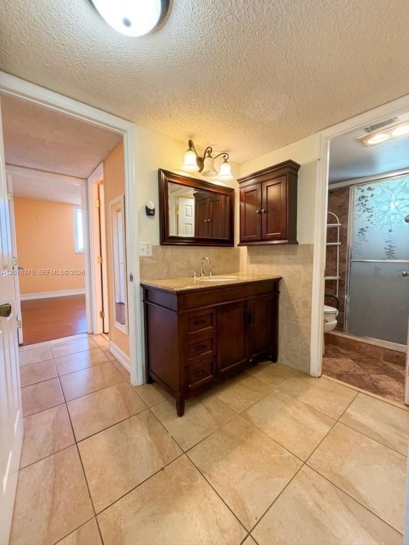 3261 Holiday Springs Blvd , Unit 401, Margate, FL 33063 Photo
