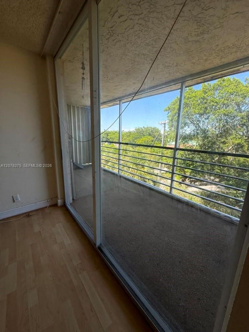 3261 Holiday Springs Blvd , Unit 401, Margate, FL 33063 Photo