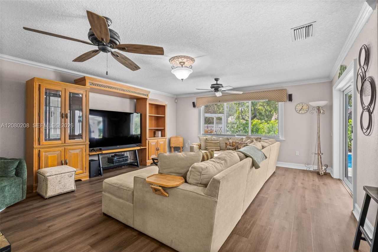 14680 SW 141st Pl , Miami, FL 33186 Photo