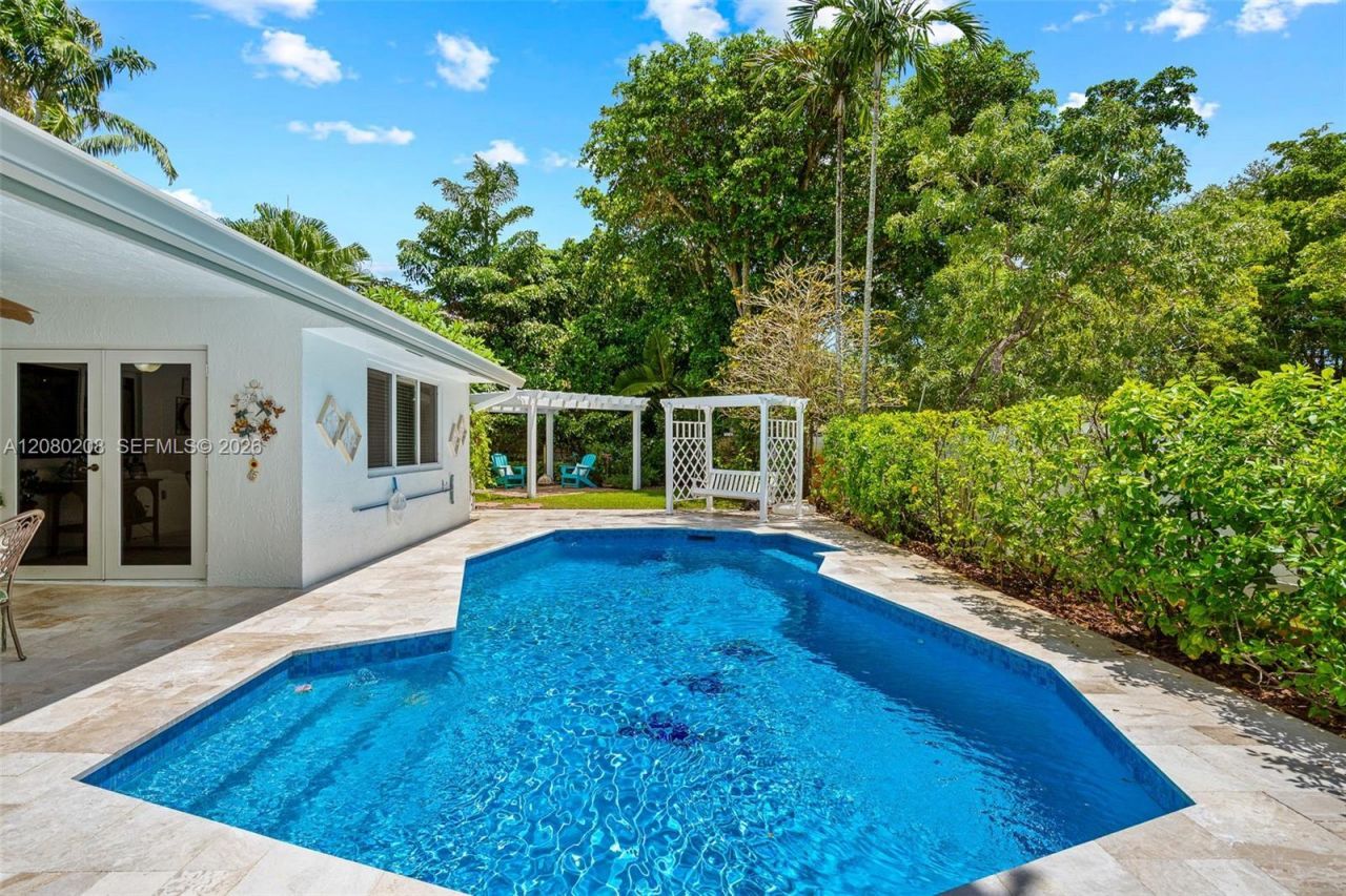 14680 SW 141st Pl , Miami, FL 33186 Photo