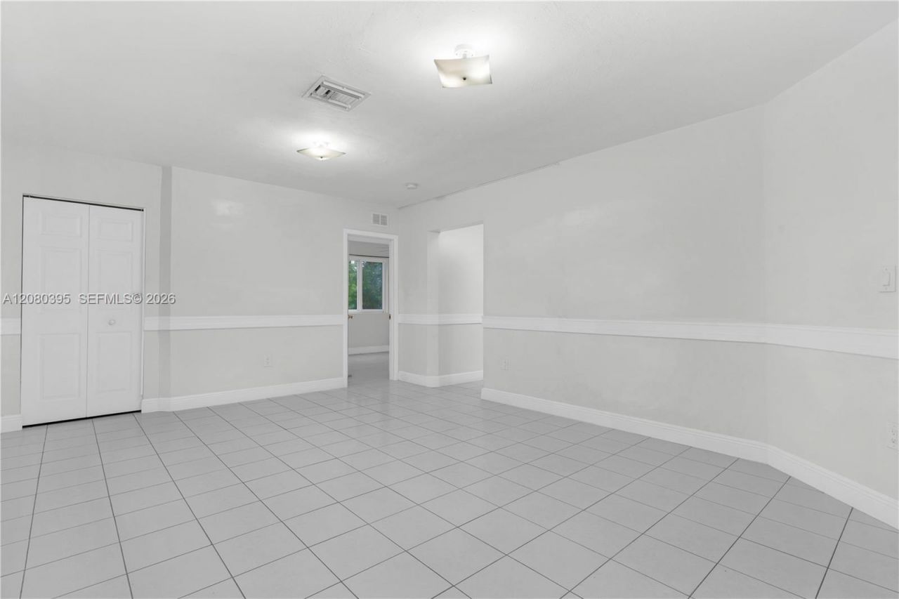 9441 SW 27th Dr , Miami, FL 33165 Photo