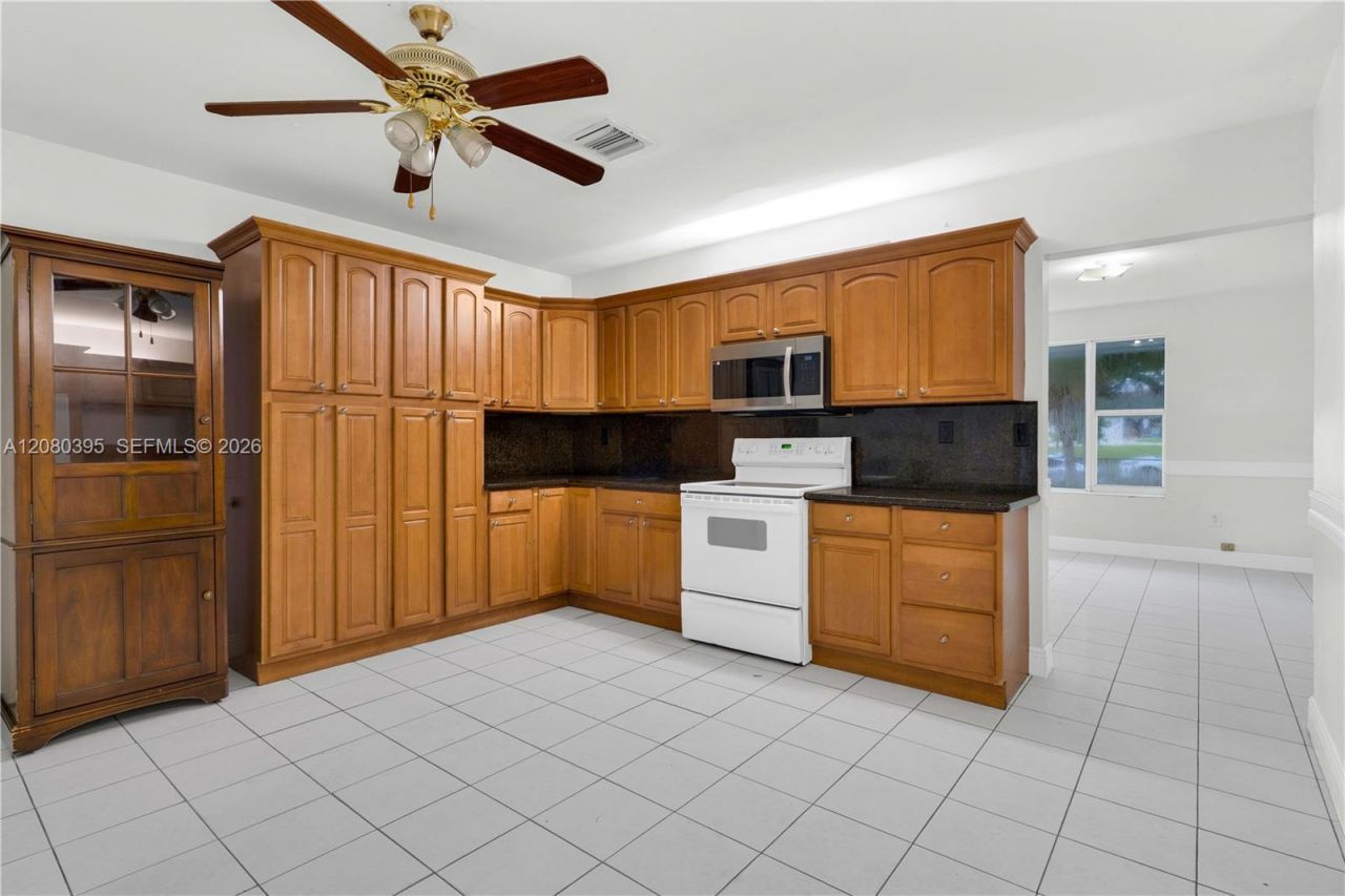 9441 SW 27th Dr , Miami, FL 33165 Photo