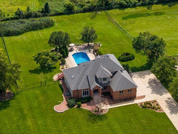 14755 98th Avenue , Dyer, IN 46311