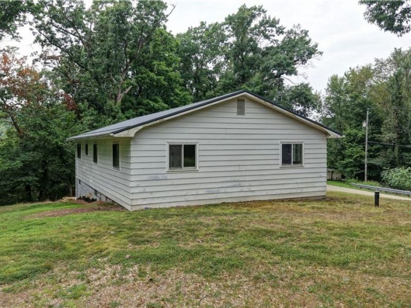 5300 GREENRIDGE RD, New Philadelphia, OH 44663 Photo 6