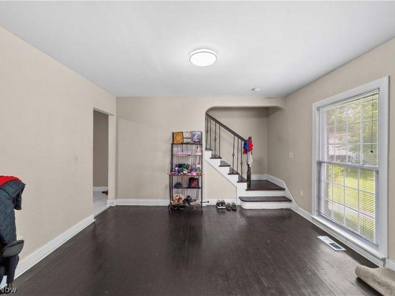 3113 Ashwood, Cleveland, OH 44120 Photo 11