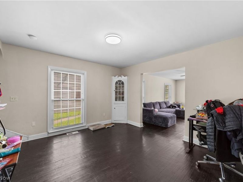 3113 Ashwood, Cleveland, OH 44120 Photo 12