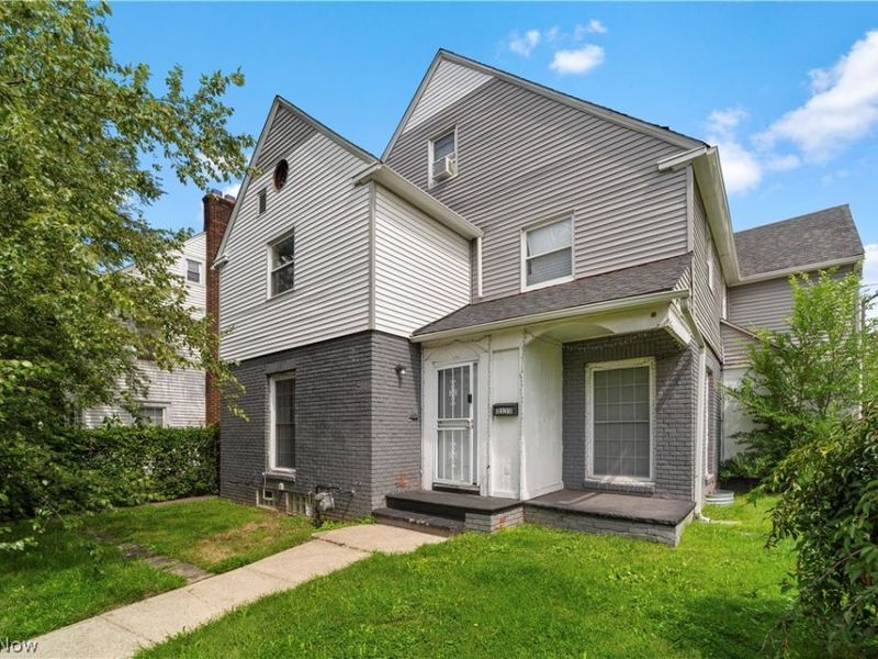3113 Ashwood, Cleveland, OH 44120 Photo 2