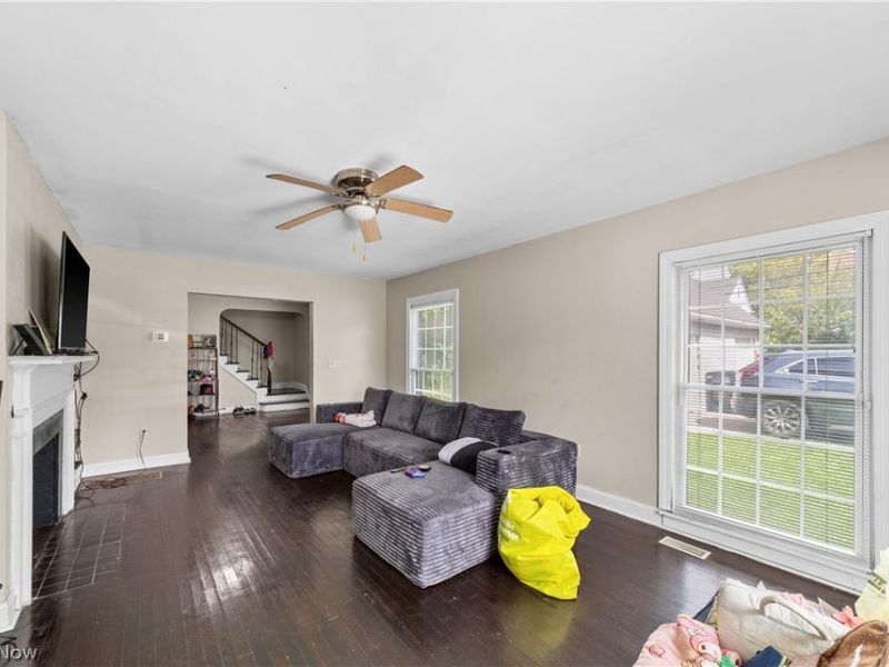 3113 Ashwood, Cleveland, OH 44120 Photo 9
