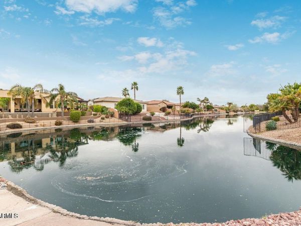 940 E Bellerive Place, Chandler, AZ 85249
