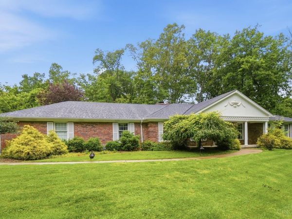4 Beechurst Woods Lane, Cincinnati, OH 45233