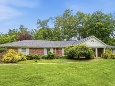 4 Beechurst Woods Lane, Green Twp, OH 45233