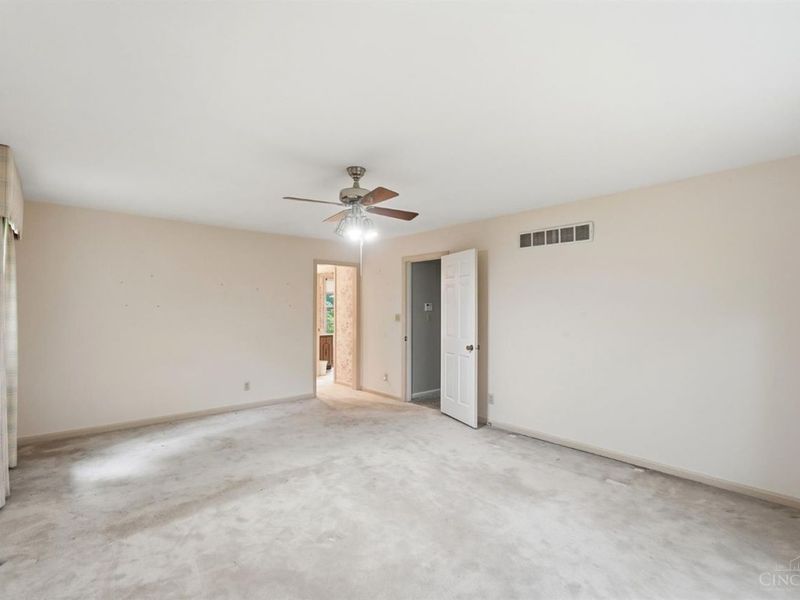 4 Beechurst Woods Lane, Green Township, OH 45233 Photo 26