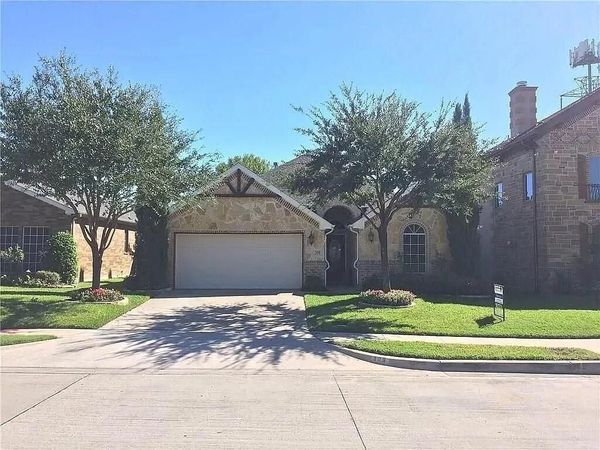 308 Ouida Road , Irving, TX 75061