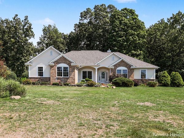 144 Sudan Drive SE, Lowell, MI 49331