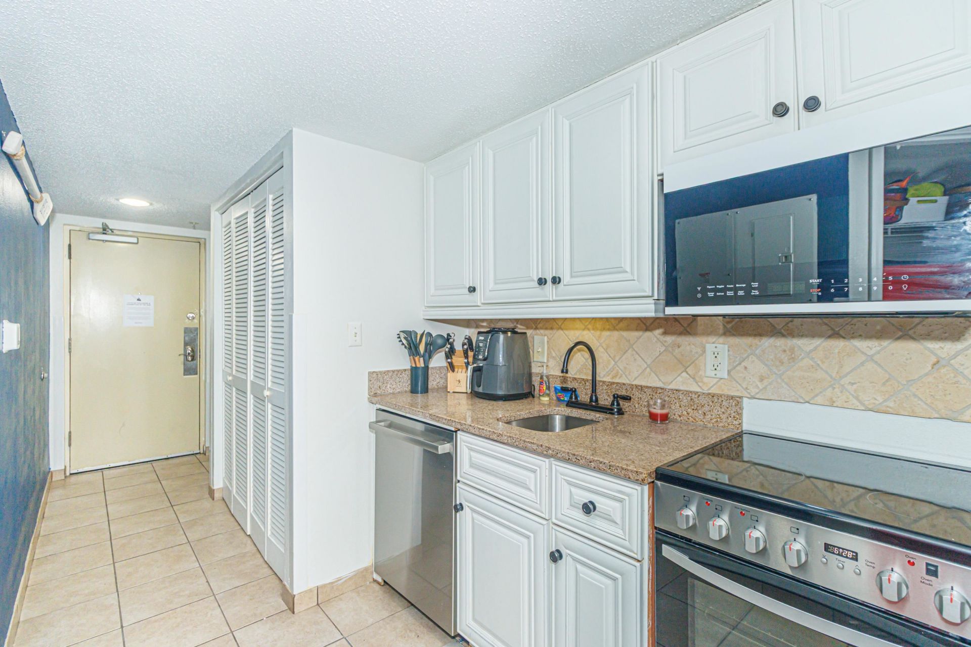 7100 N Ocean Blvd.  Photo 10