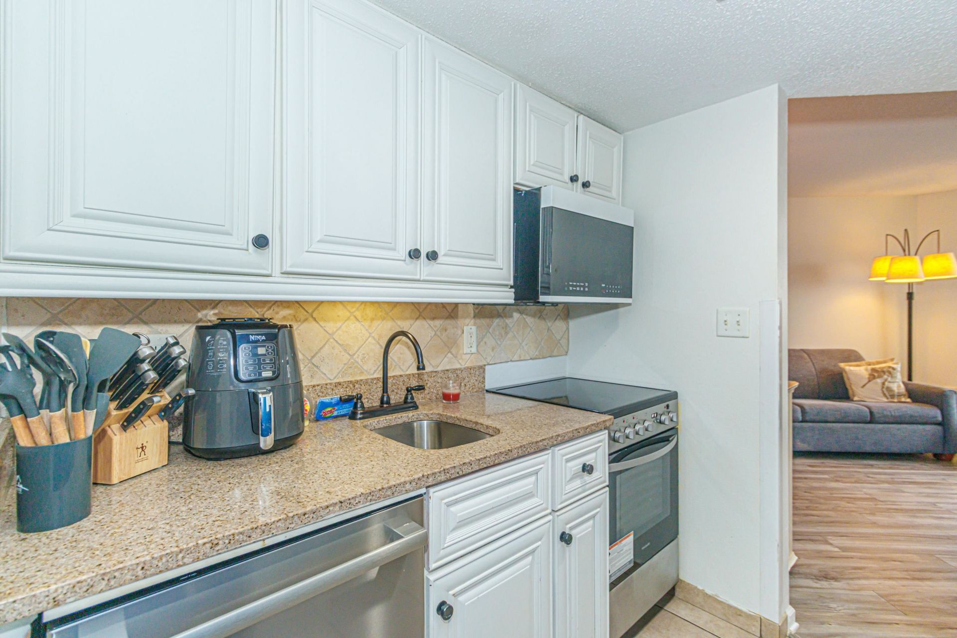 7100 N Ocean Blvd.  Photo 11