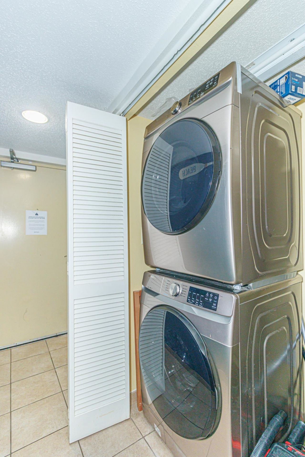 7100 N Ocean Blvd.  Photo 12