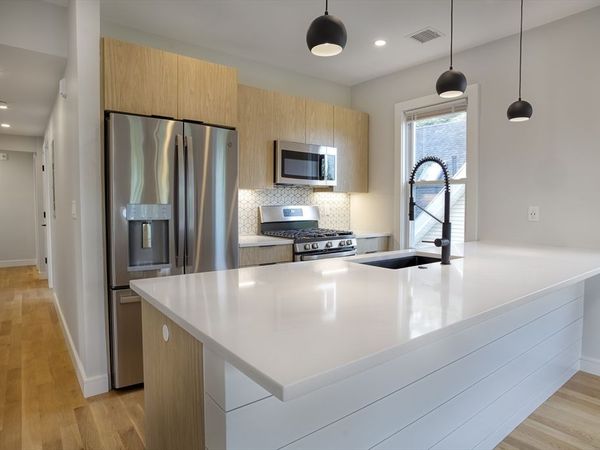 9 Wenham, Unit 3, Boston, MA 02130