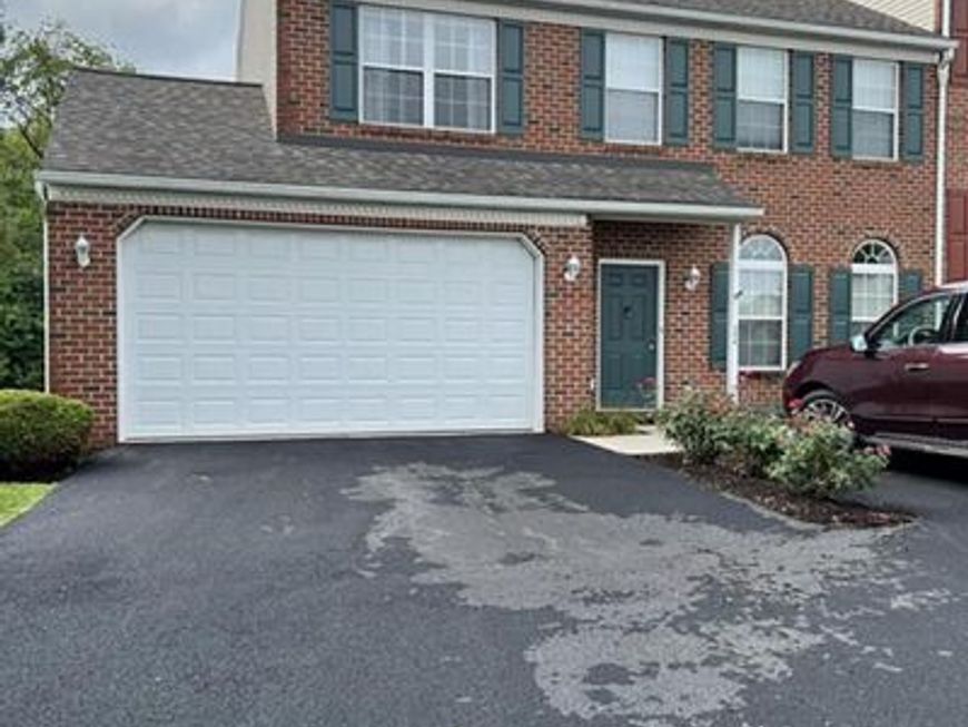 206 Barrington Drive, Reading, PA 19607 Main Photo