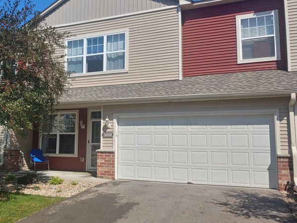 5040 Schumard Court SE, Rochester, MN 55904