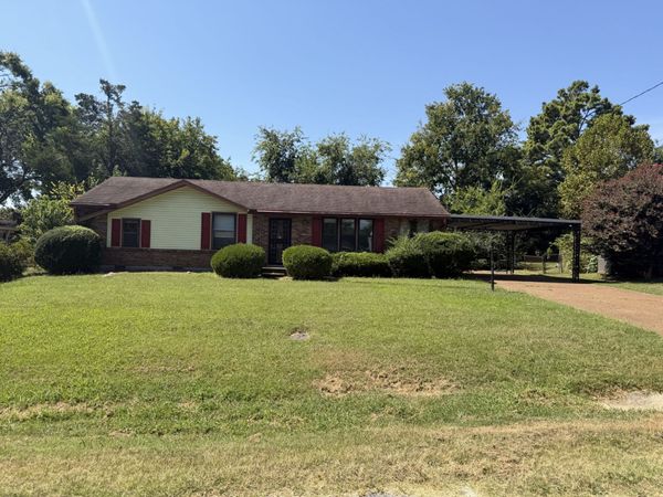 625 Elaine Dr, Nashville, TN 37211