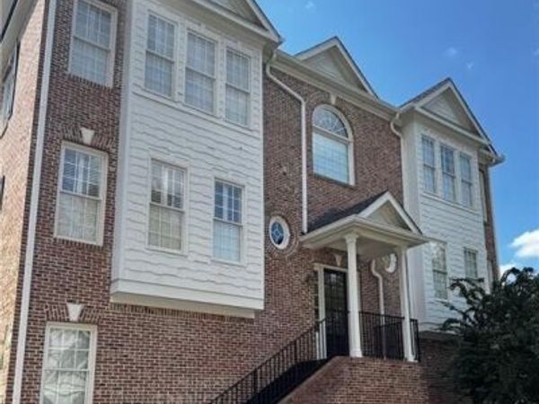 5492 Glenridge Drive, Unit 524, Atlanta, GA 30342