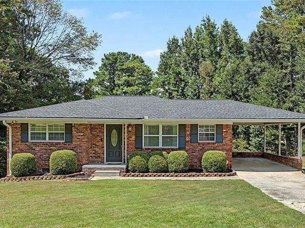 141 Cooper Lake Road SE, Mableton, GA 30126