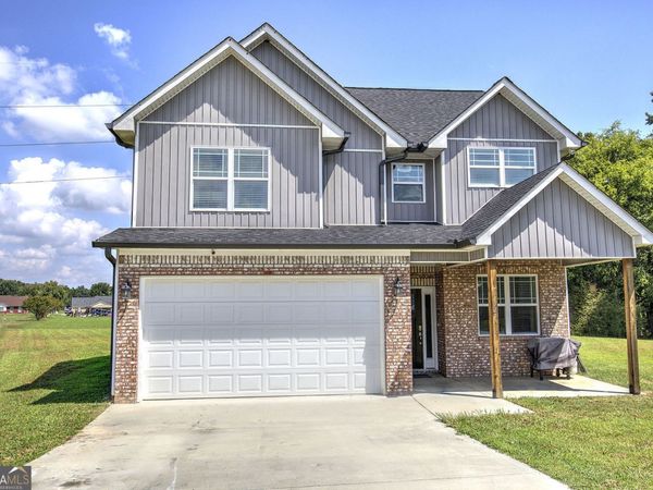 327 Larkspur Drive SW, Calhoun, GA 30701