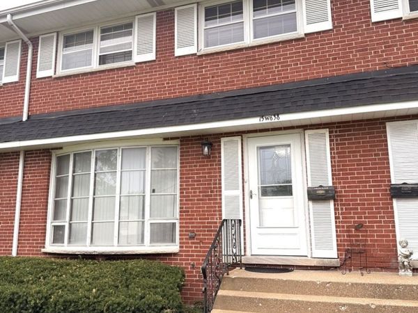 15W638 Virginia Lane , Elmhurst, IL 60126