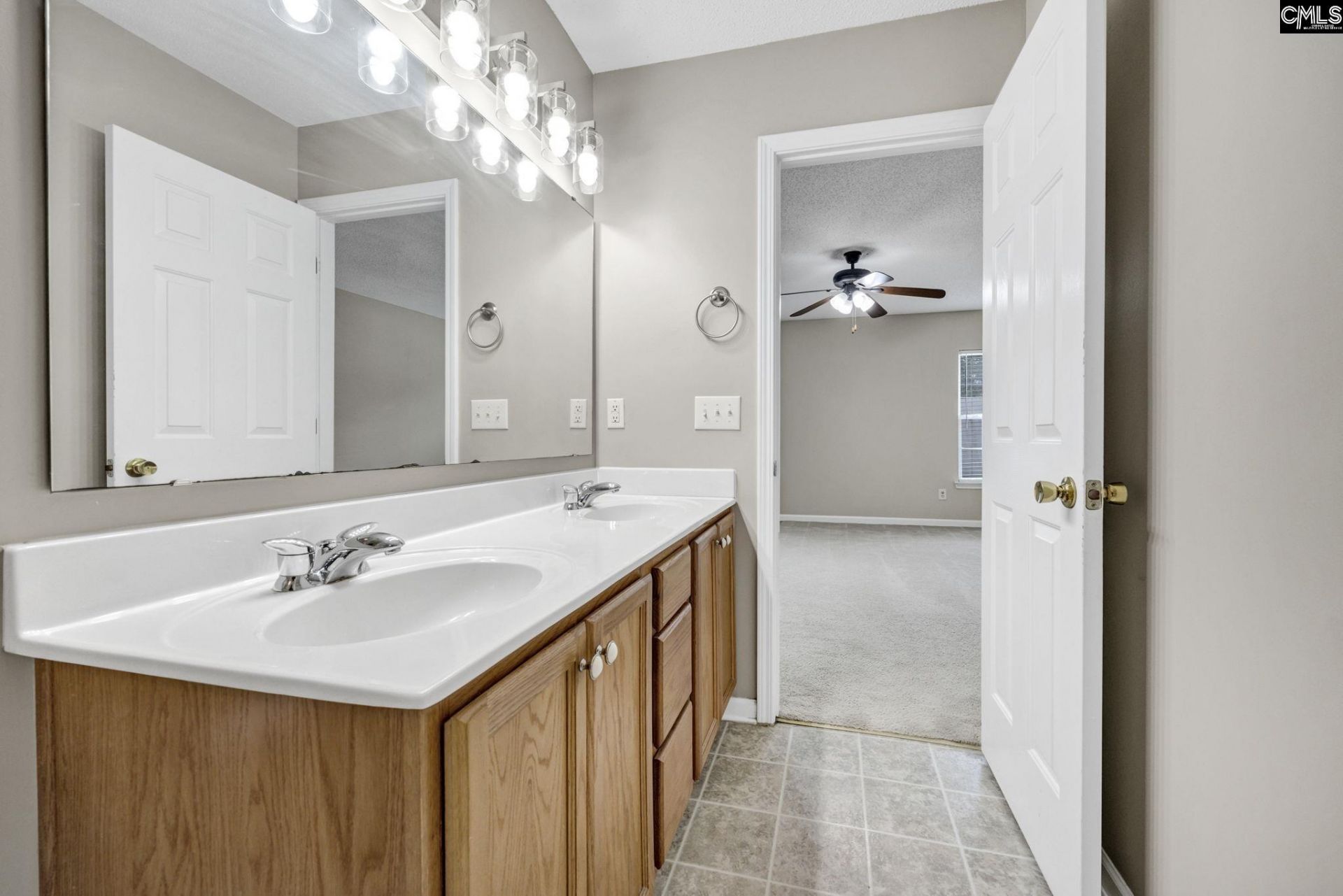1 Ironcrest Court  Photo 27