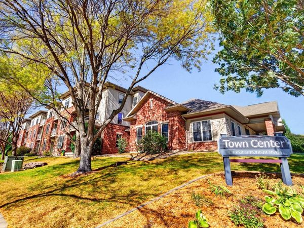 101 Metro Terrace, Unit 101, Madison, WI 53718