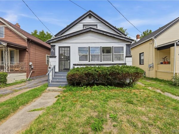 64 Millicent Avenue , Buffalo, NY 14215