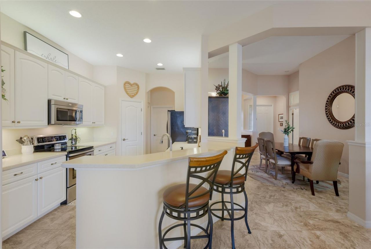 248 Dahlia Court , Bradenton, FL 34212 Photo