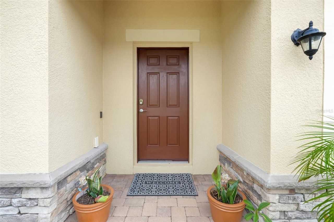 491 Kestrel Drive , Groveland, FL 34736 Photo