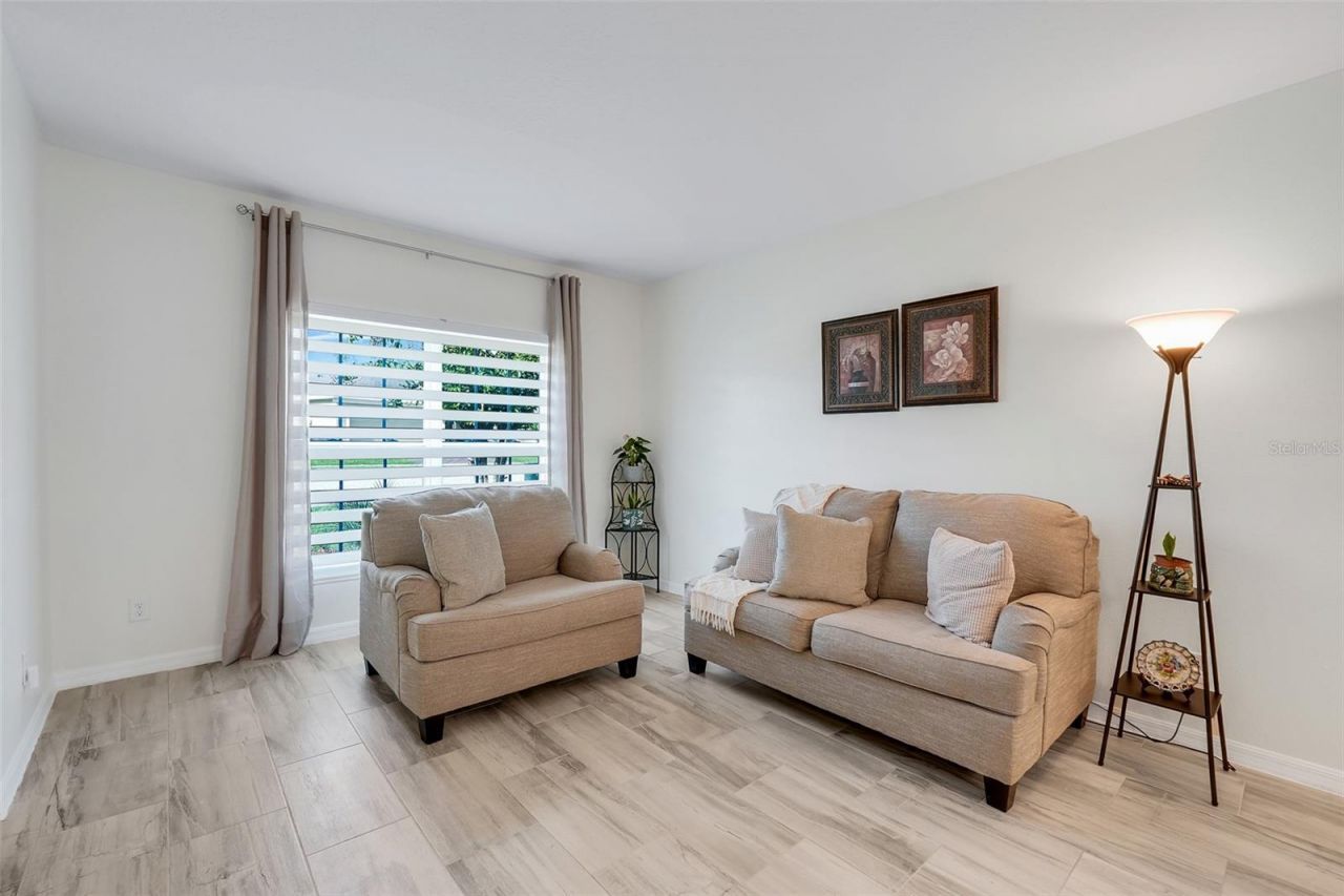 491 Kestrel Drive , Groveland, FL 34736 Photo